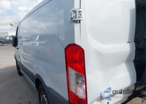 2015 Ford Transit Cargo Van из США, поврежденный, VIN 1FTNE1ZM9FKA25849